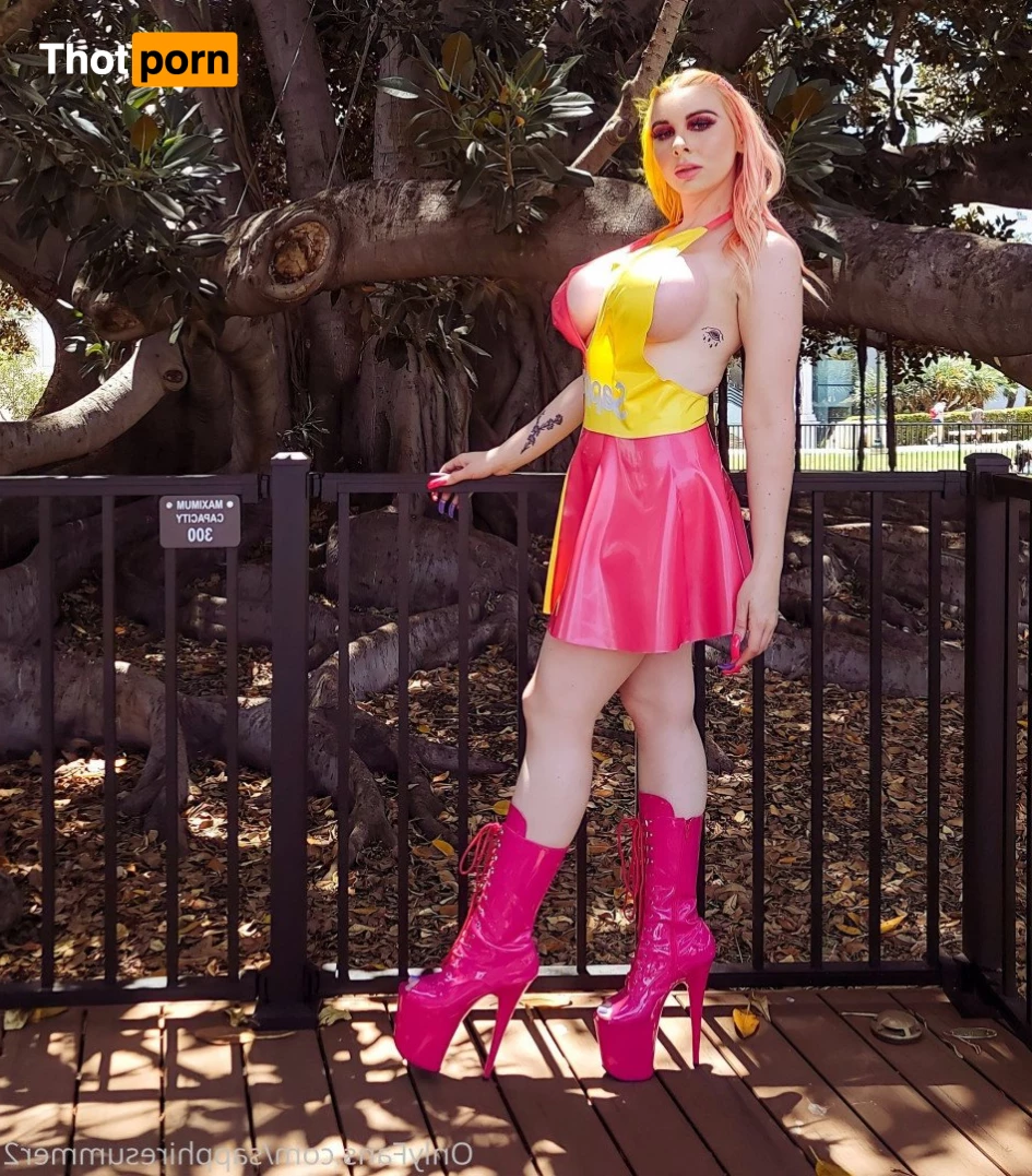 Living Cartoon 5275052