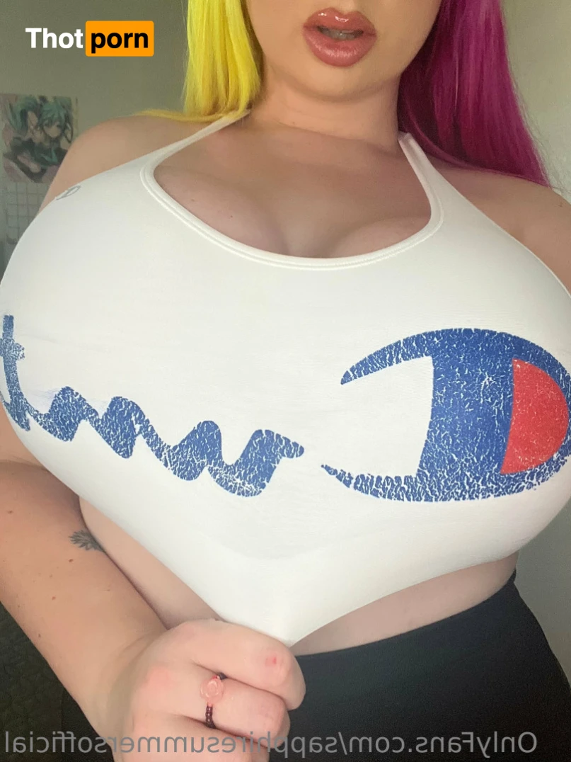 Living Cartoon 15725710