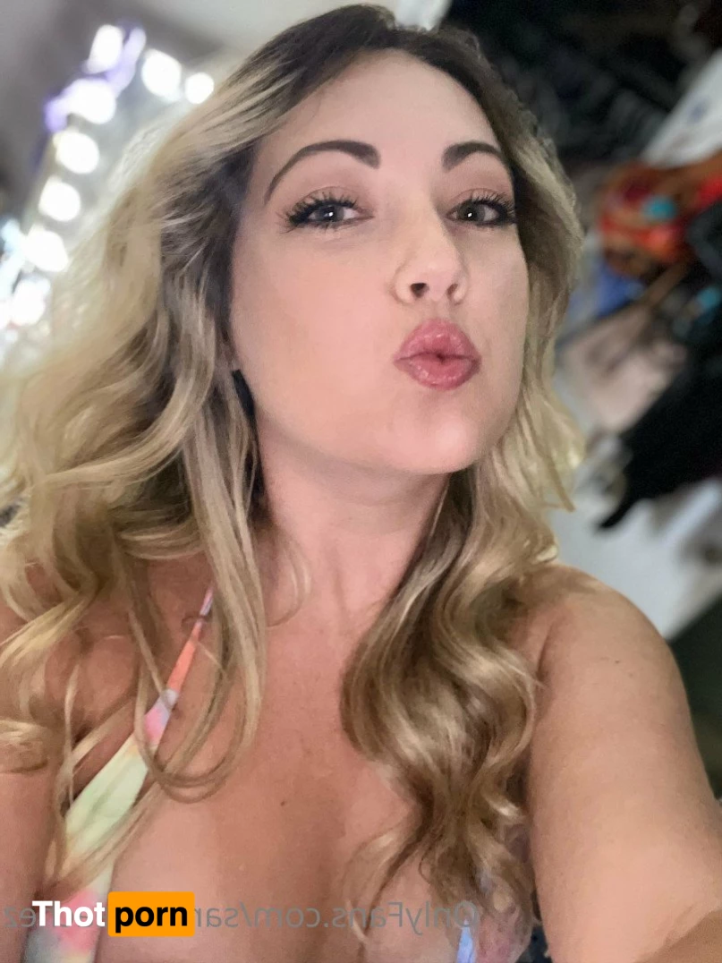 Sarah Peachez 5277373