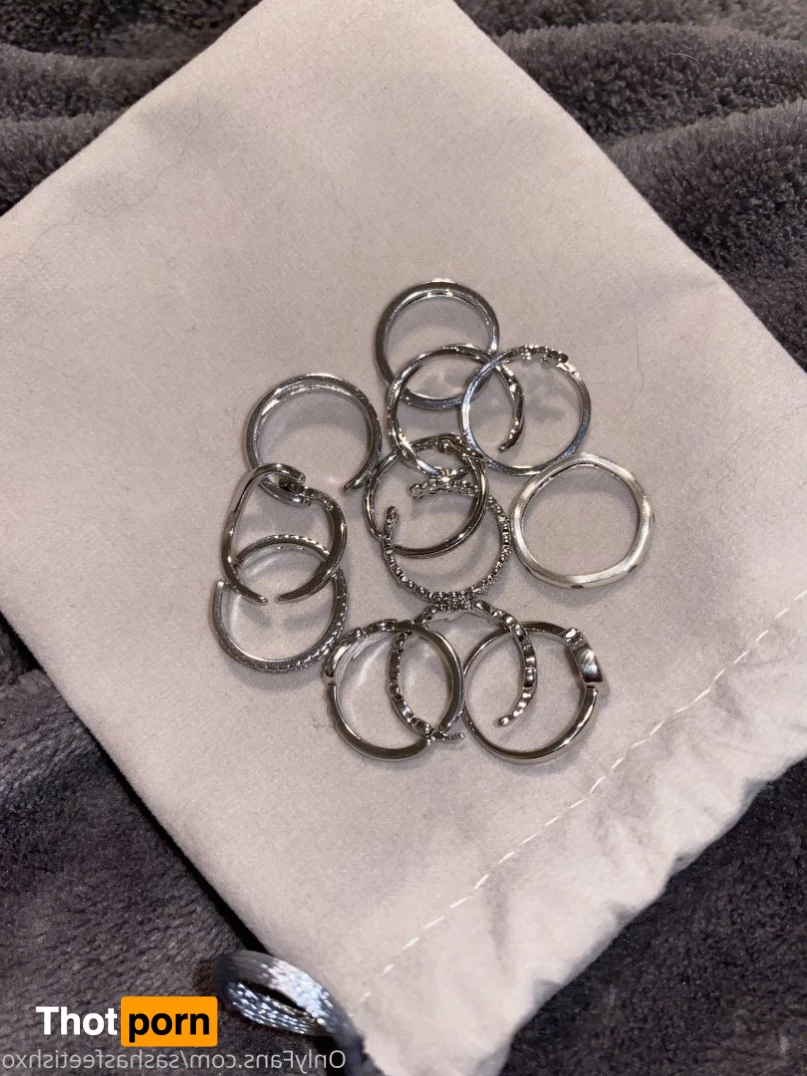 sashasfeetishxo 5103717