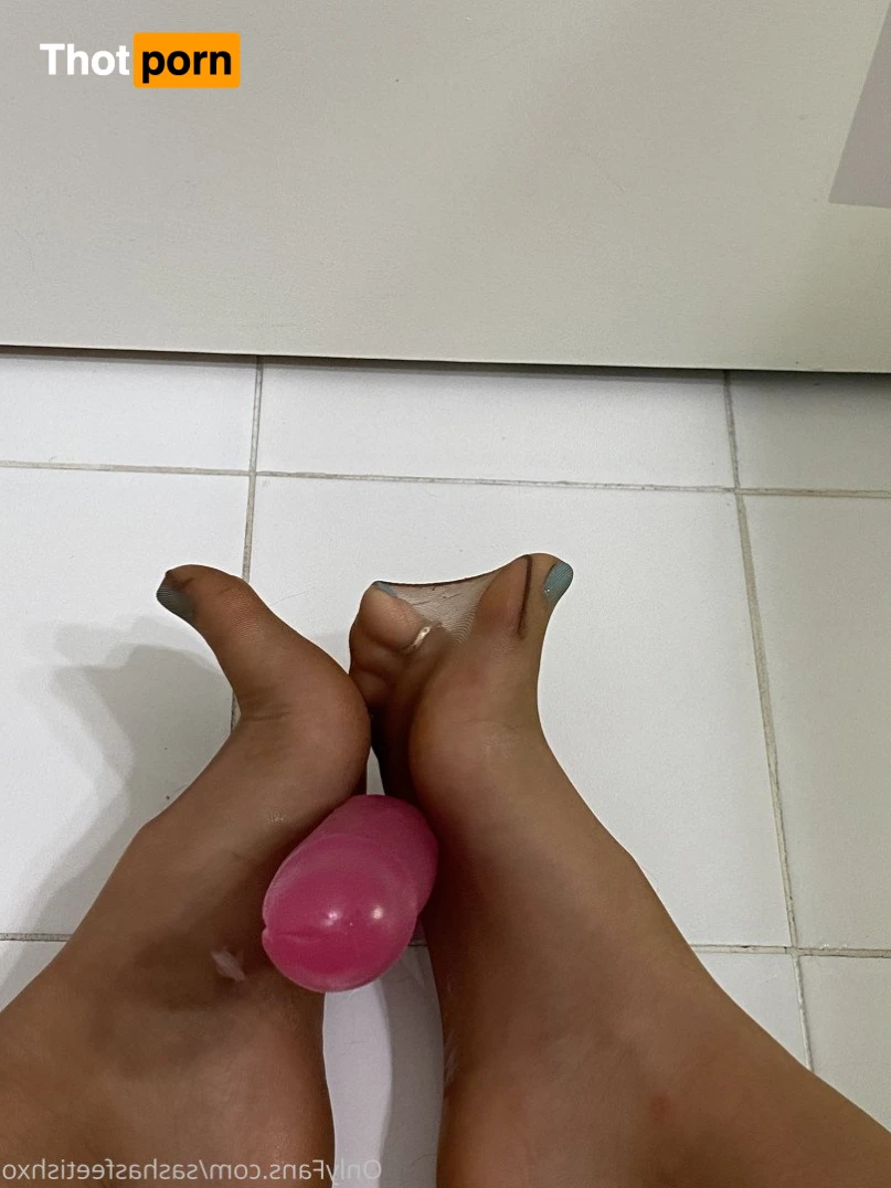 sashasfeetishxo 5103769