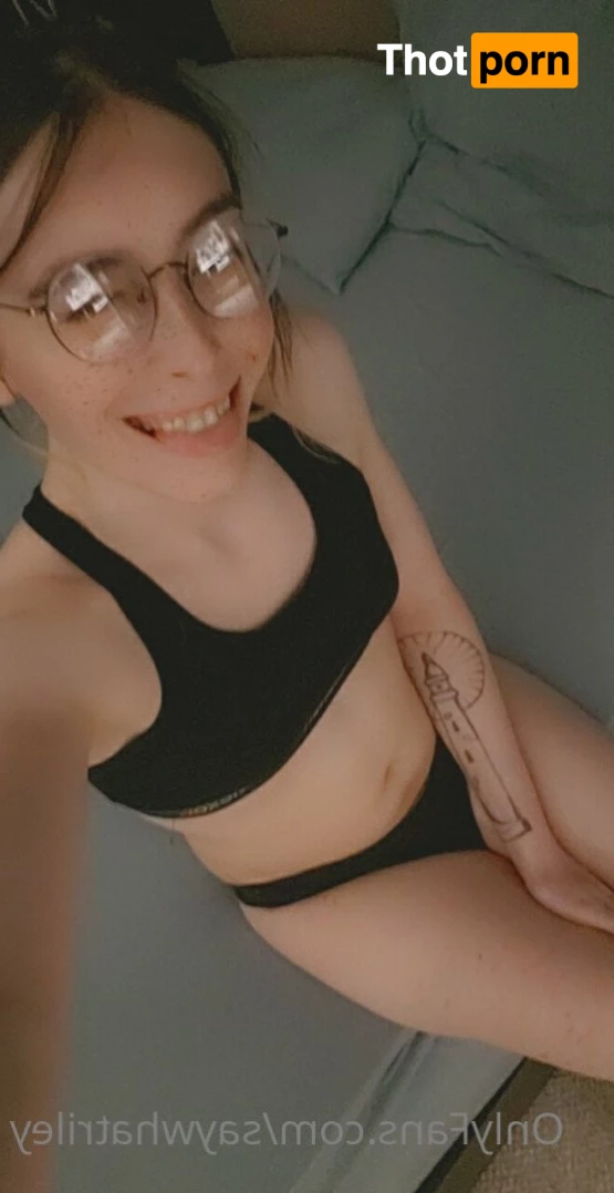 Your Girlfriend Riley 🙈😘 5267197