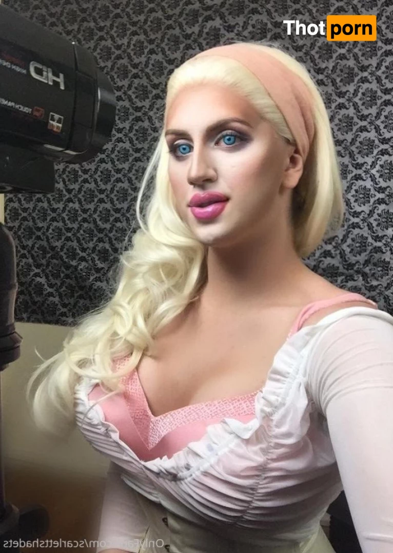 ScarlettShadeTS 5259428