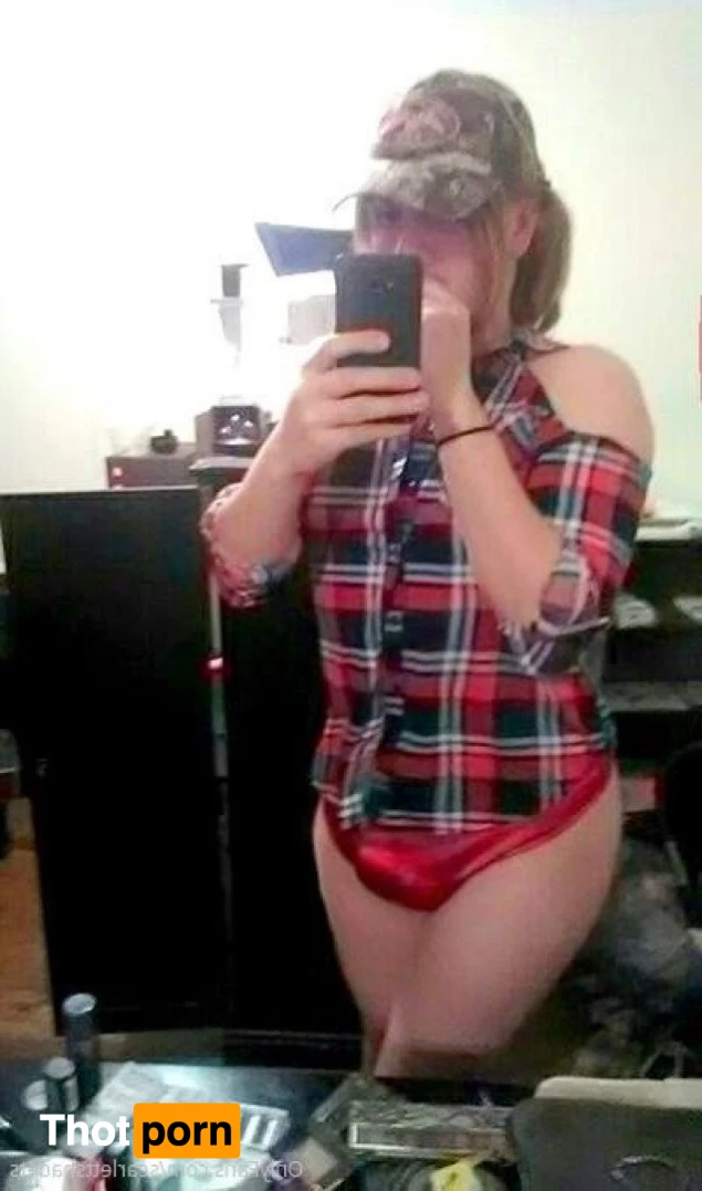 ScarlettShadeTS 5259634