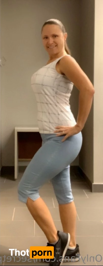 Secret Pineapple Babe 5249497