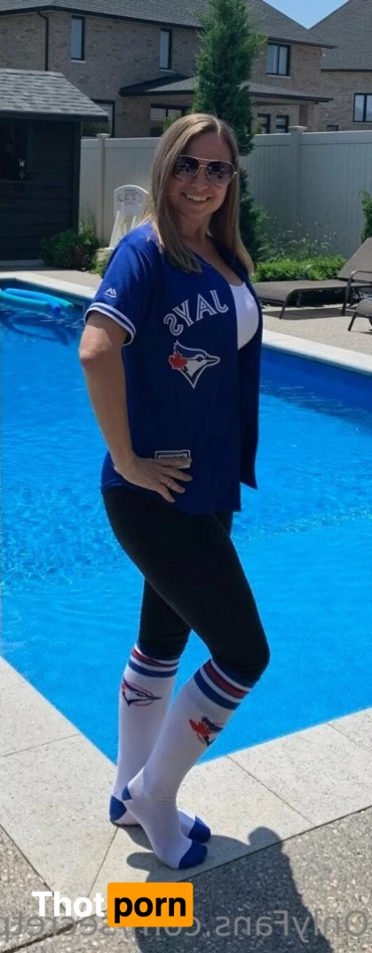 Secret Pineapple Babe 5249547