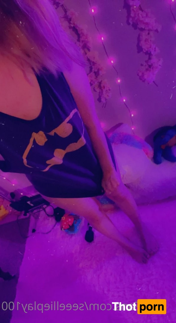 Ellie • Free • 5266743