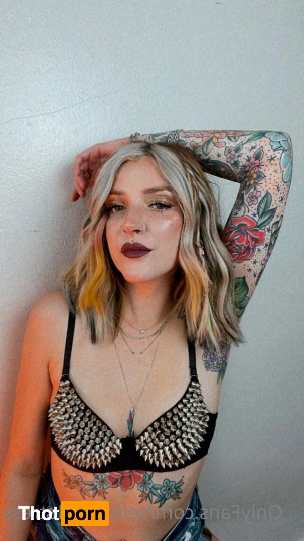 Brooke’s world 5039143