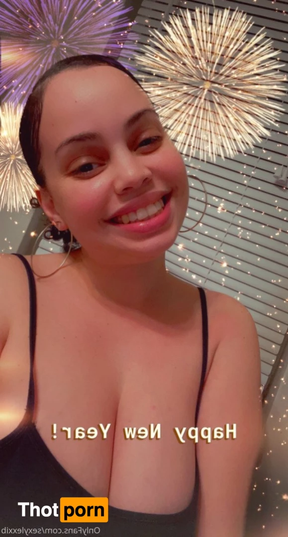 🇩🇴Your Favorite Latina🇩🇴 5250353