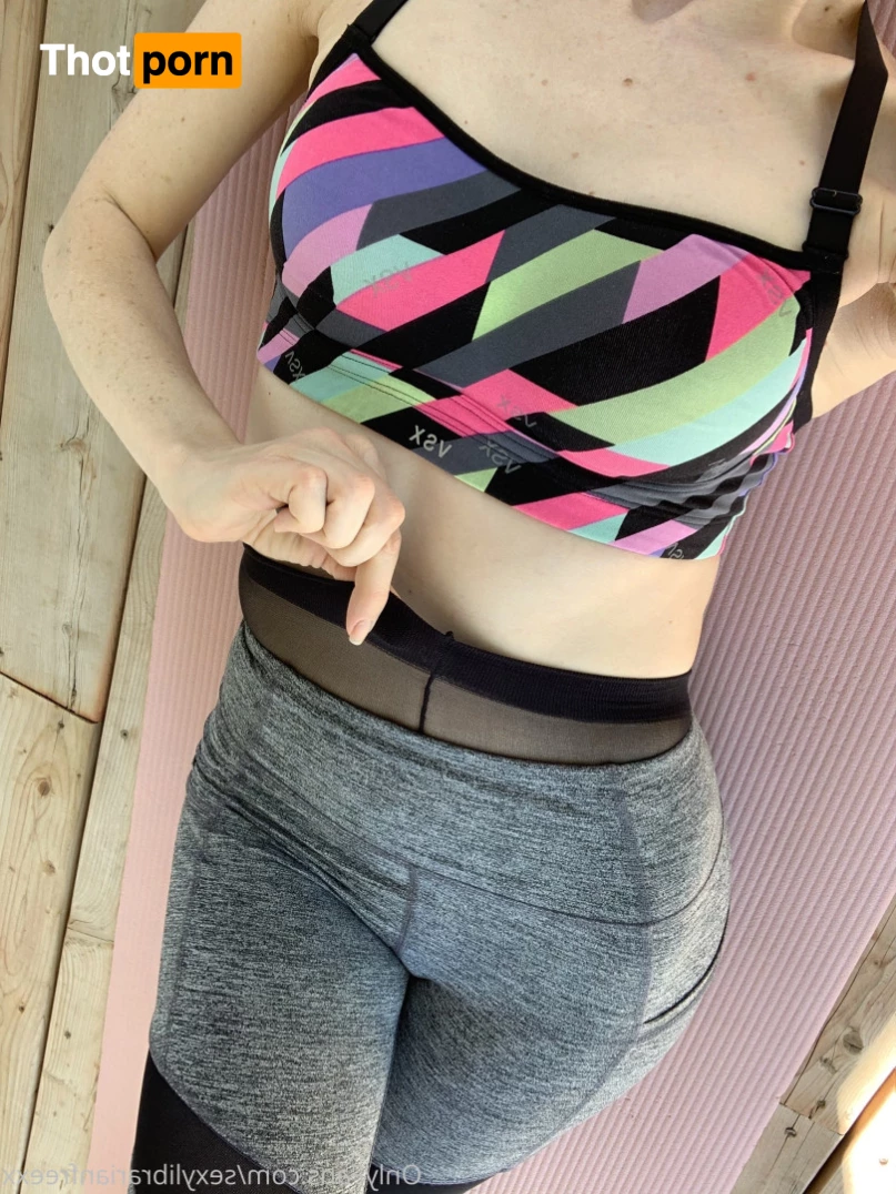 The Free Sexy Librarian 9734155