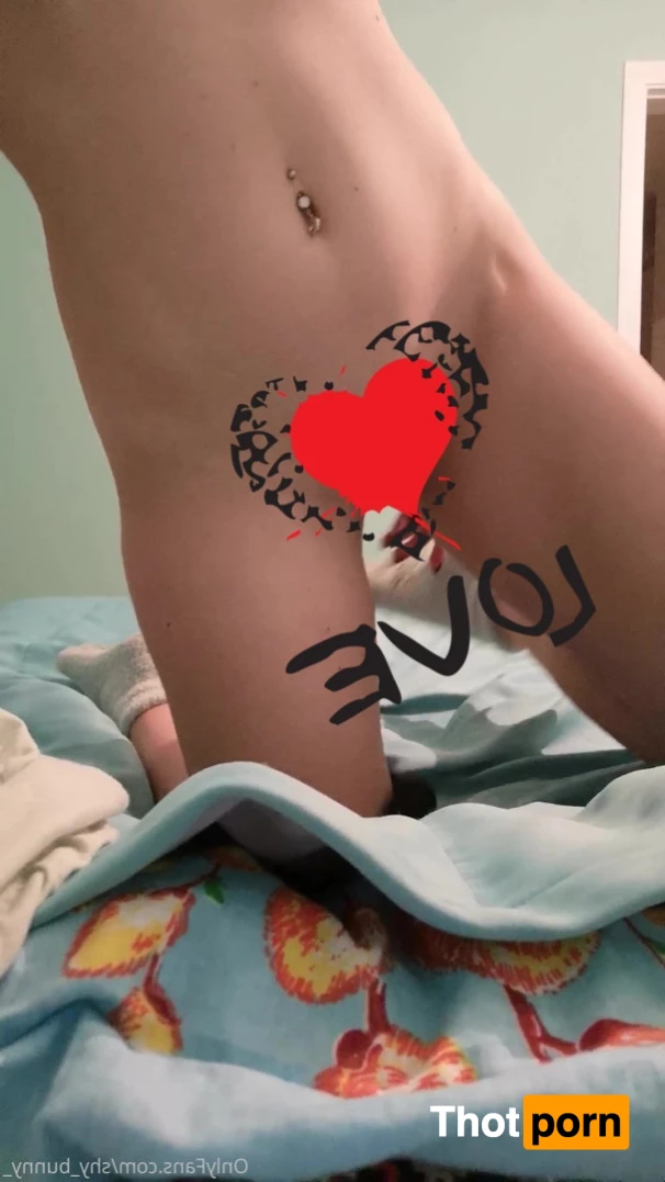 😌Shy Bunny🐰 7824085