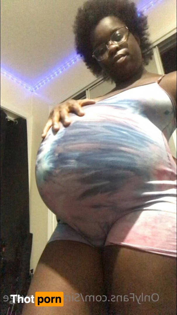 Simone Savage 5024866