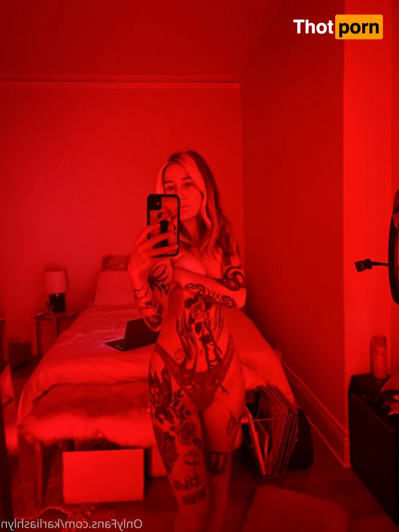 venustheharpy 4971993