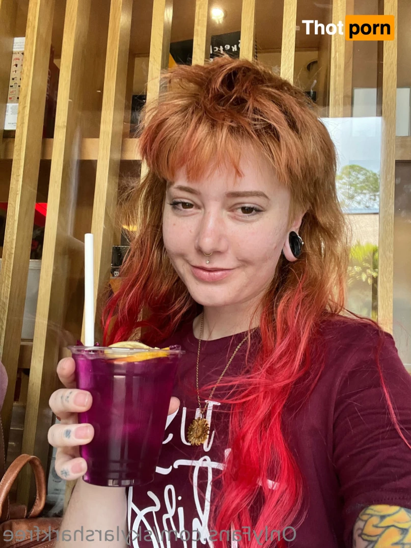 SkylarSharkFREE 15584842