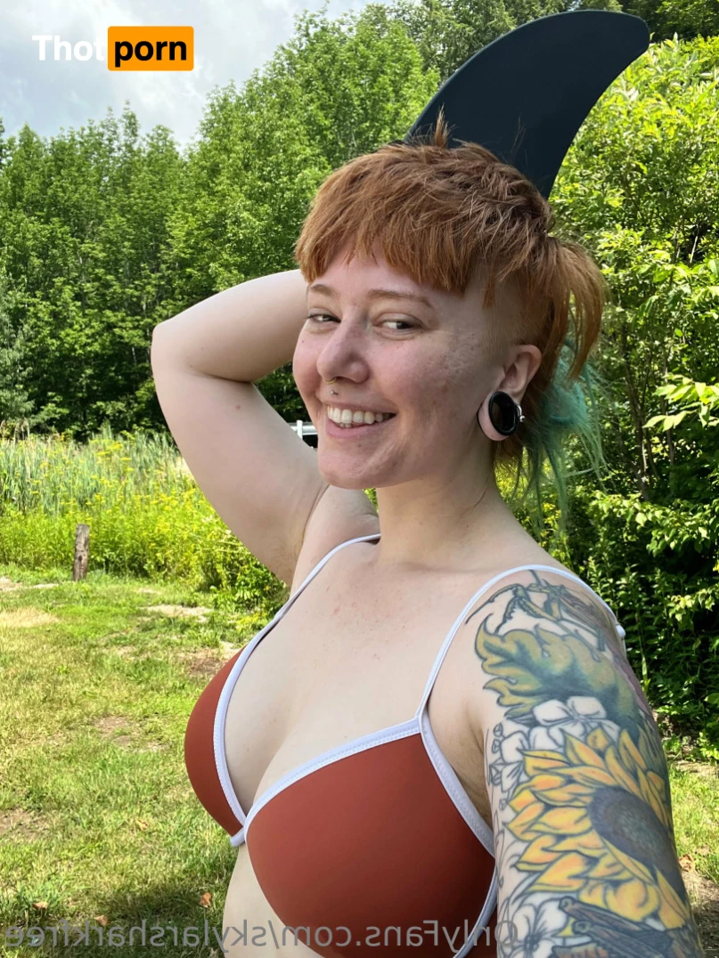 SkylarSharkFREE 15585188