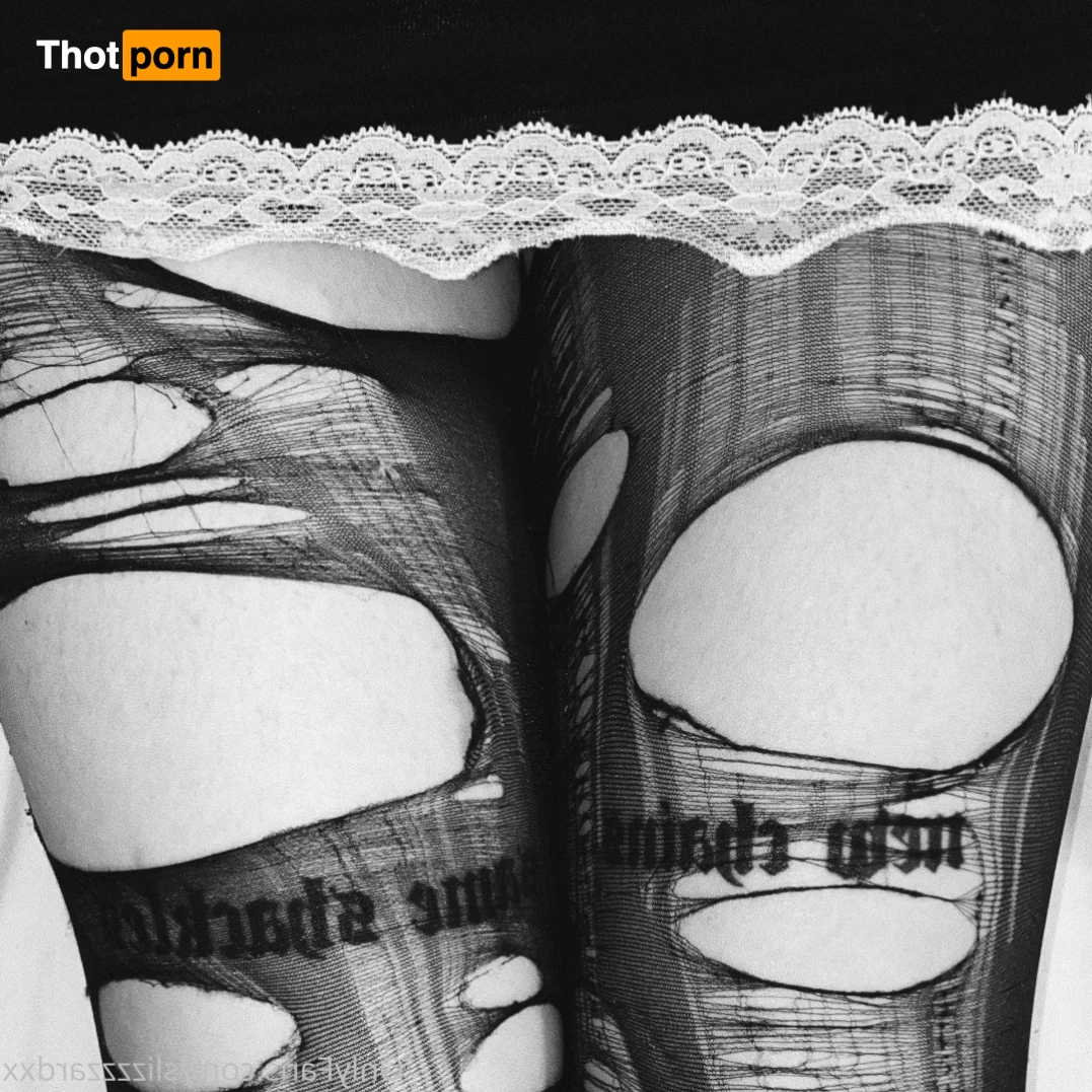 lizzy🖤❤️‍🩹 4964617