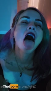 15421590