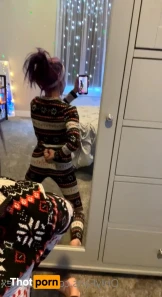 15638261