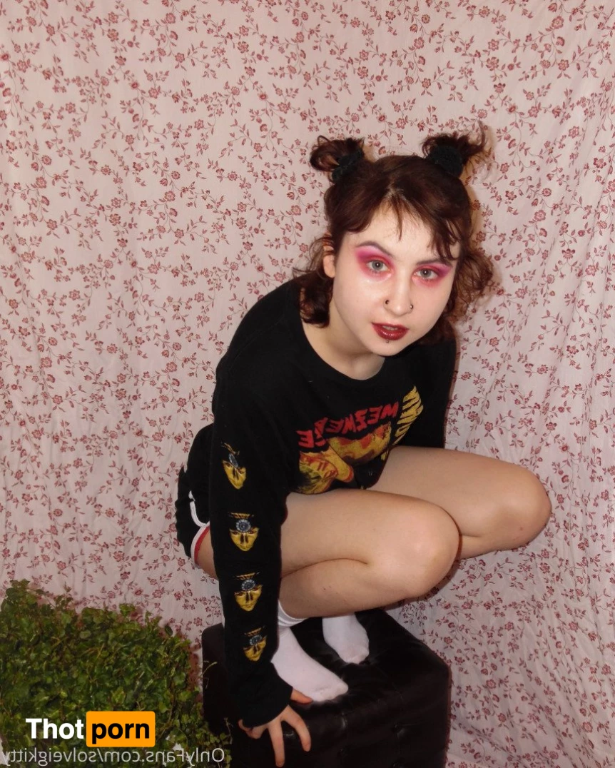 solveigkitty 5016597