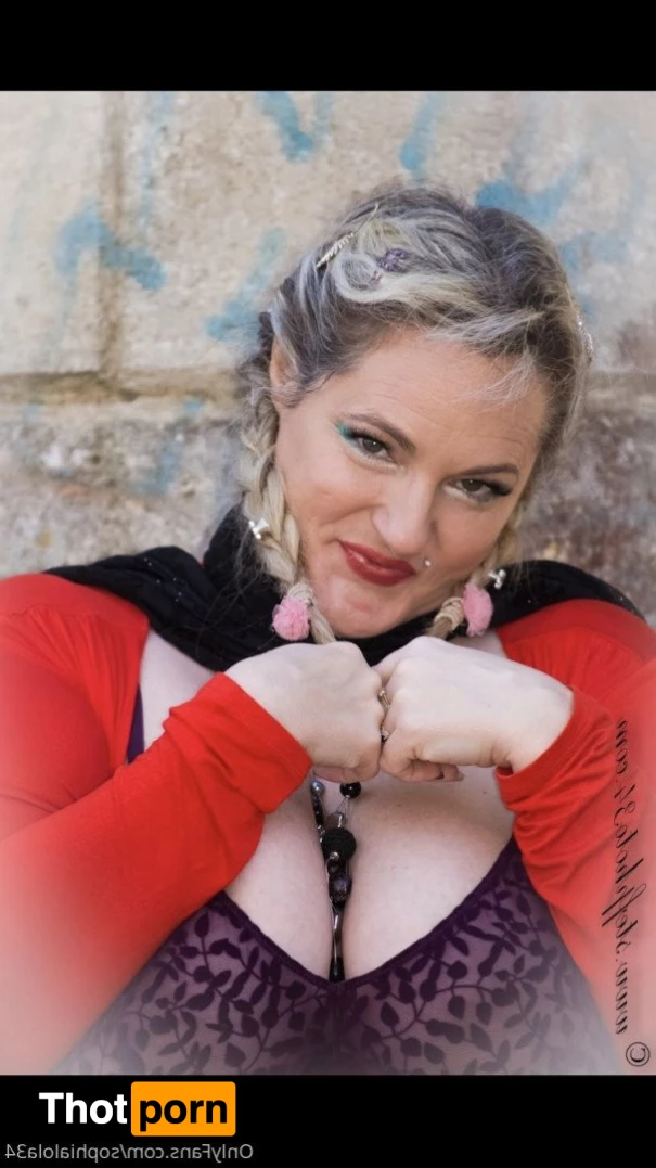 Sophia Lola X🦎 5016356