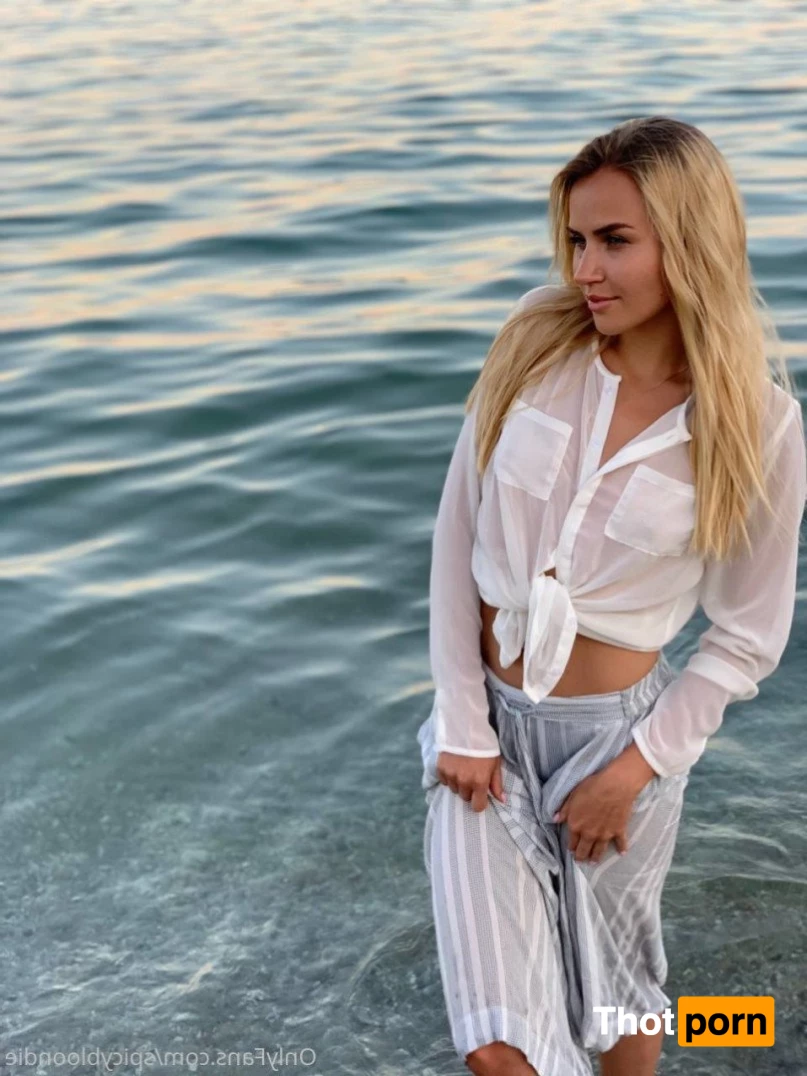 spicybloondie 4931195