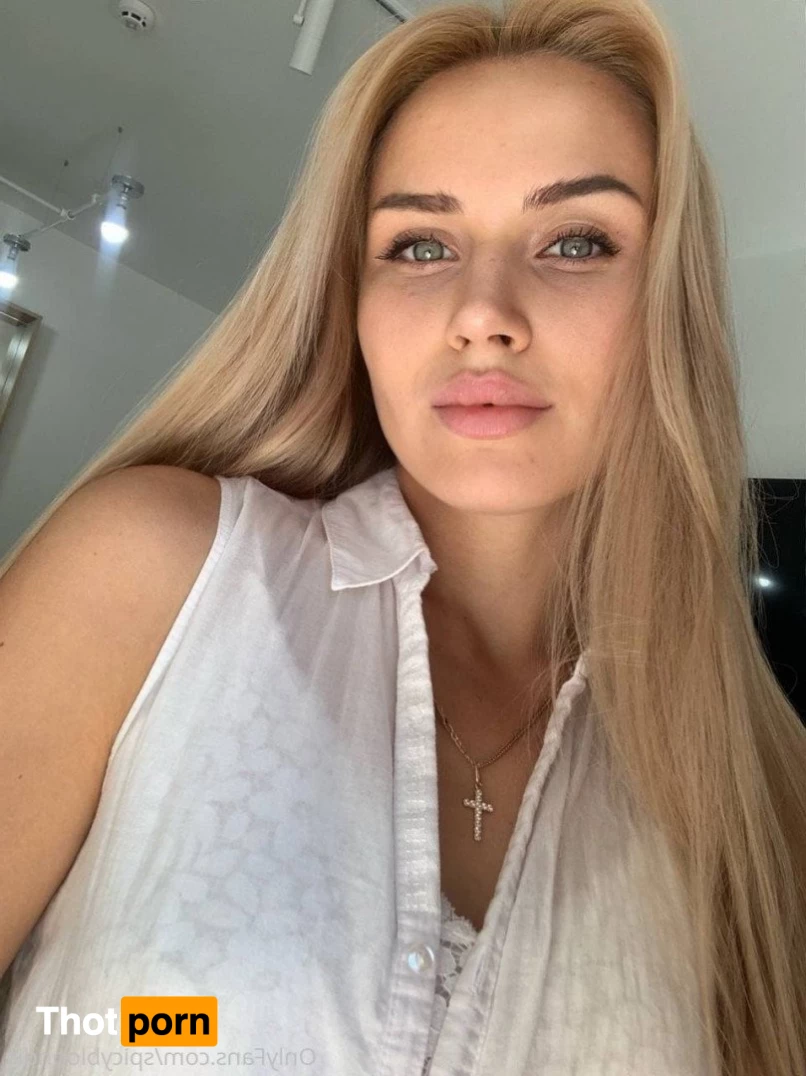 spicybloondie 4931204