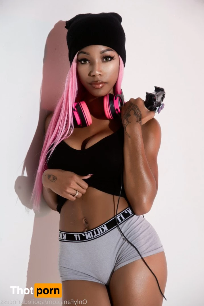 TWERK PLAYH♡USE by ᥫ᭡rincess 4930718