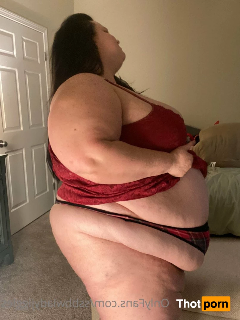 SSBBWLadyJiggles 4929015