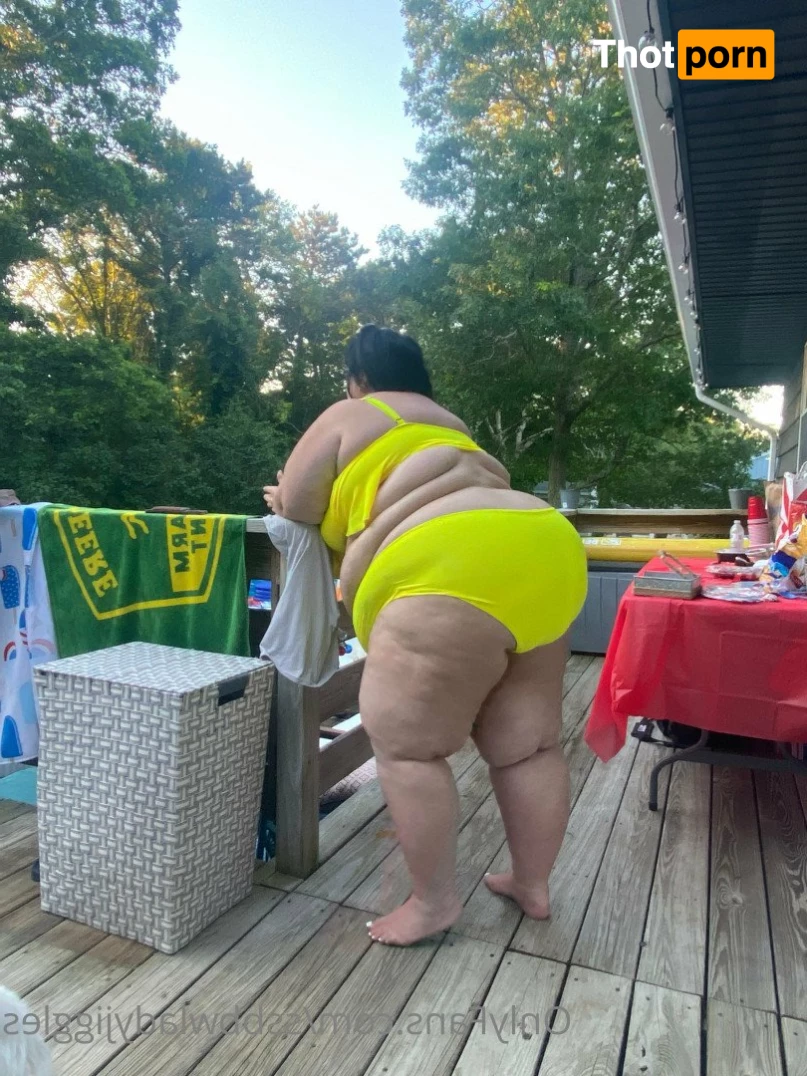 SSBBWLadyJiggles 4929258