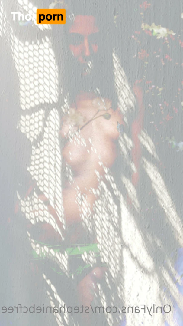 Free Stephanie Bonham Carter 15375187