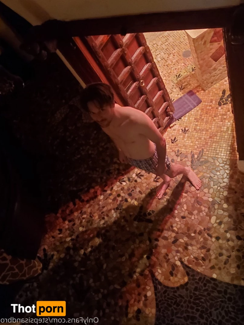 stepsister-and-brother 4994708