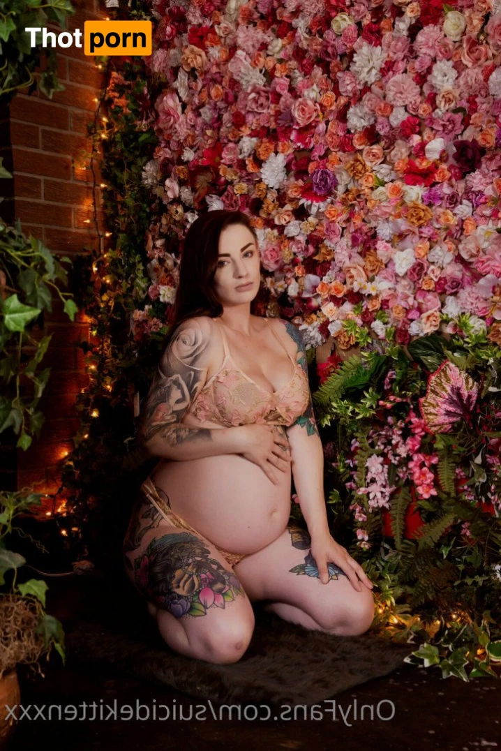 Sex Kitten 💞 4990003