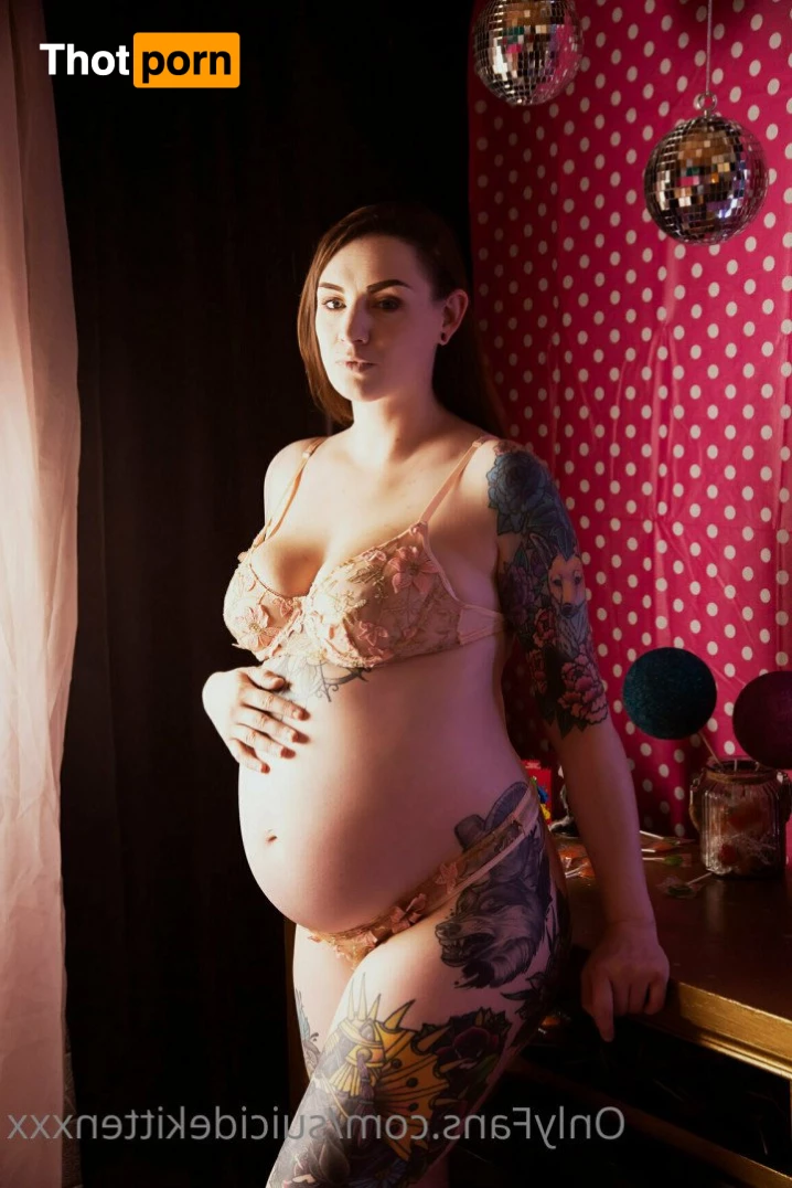 Sex Kitten 💞 4990023