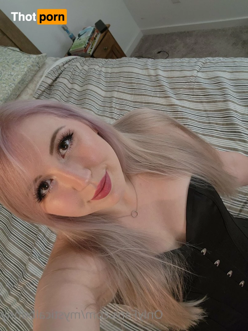 Sweet Astera 4971667