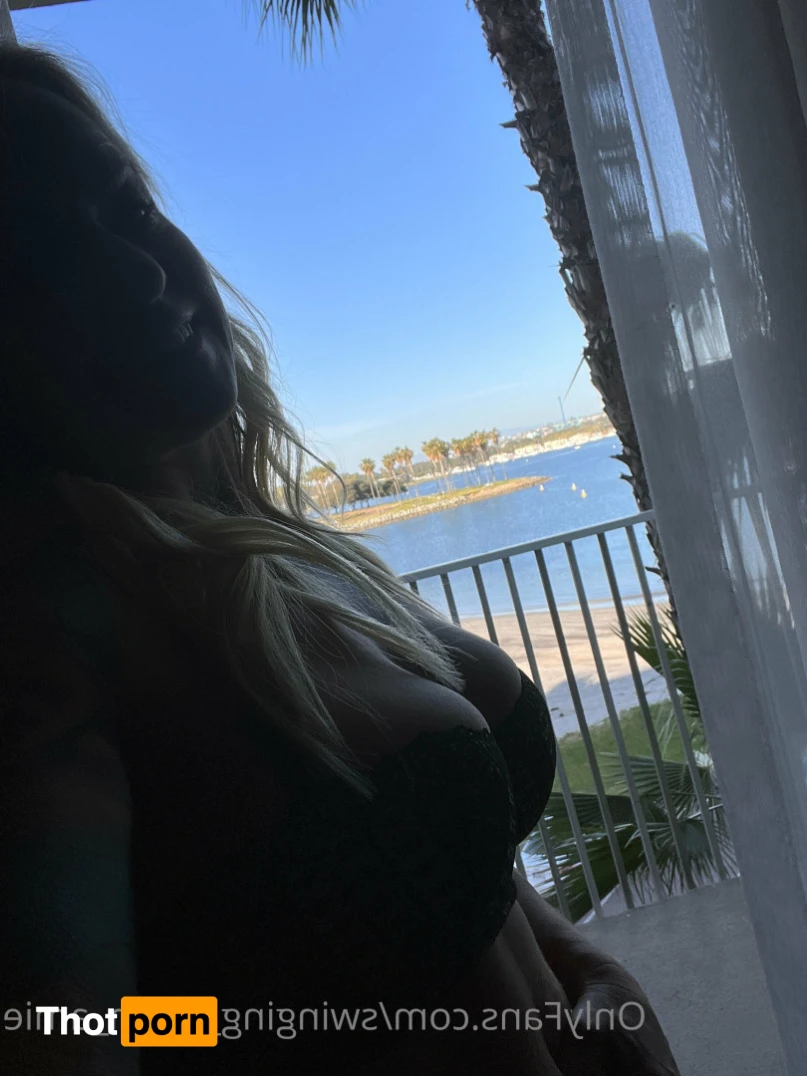 Swinger Step Mom 15315919