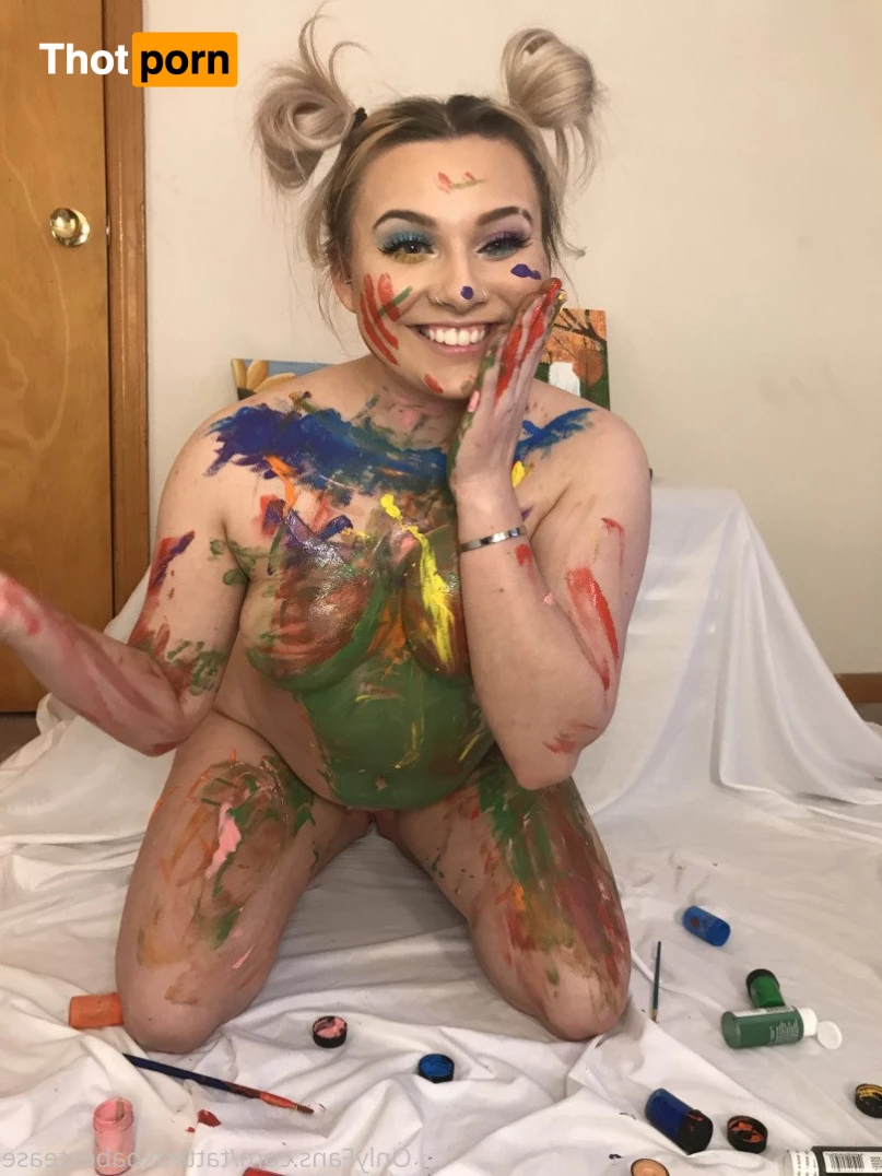 𝗣𝗿𝗲𝗴𝗻𝗮𝗻𝘁 𝐀𝐬𝐡 &amp; 𝐍𝐞𝐢𝐠𝐡𝐛𝐨𝐫 4899863