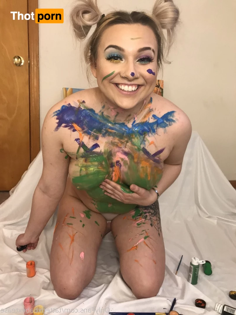 𝗣𝗿𝗲𝗴𝗻𝗮𝗻𝘁 𝐀𝐬𝐡 &amp; 𝐍𝐞𝐢𝐠𝐡𝐛𝐨𝐫 4899874