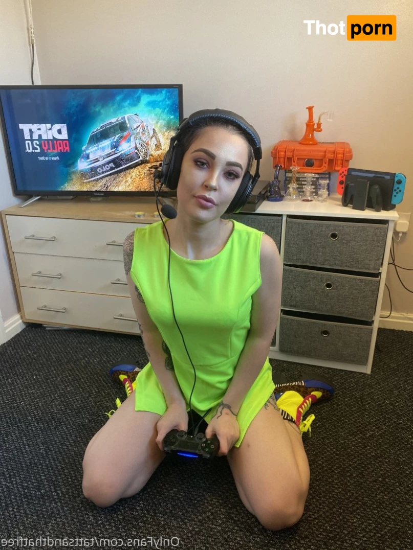 tattsandthatfree 4899553