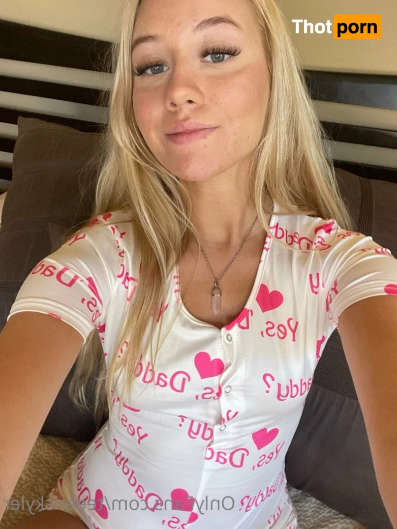 Teeen Skyler 4947176