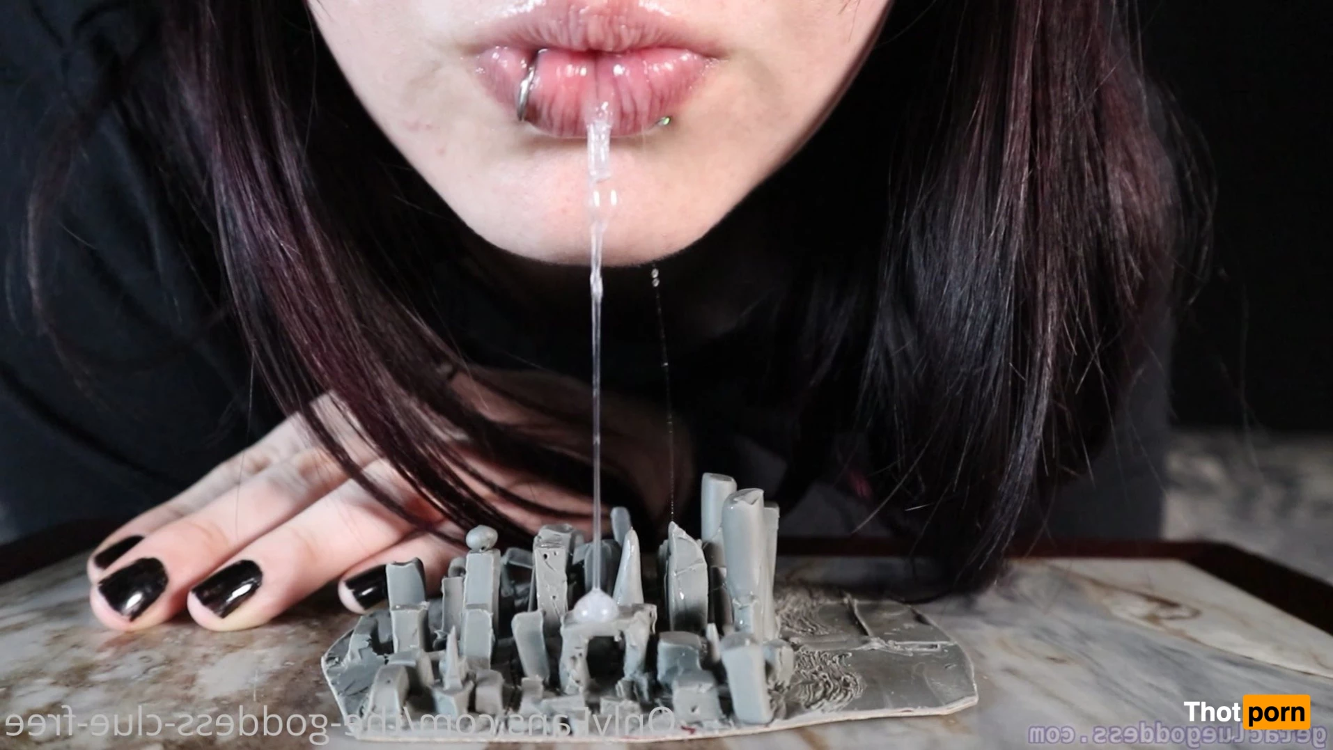 The Goddess Clue 10627959