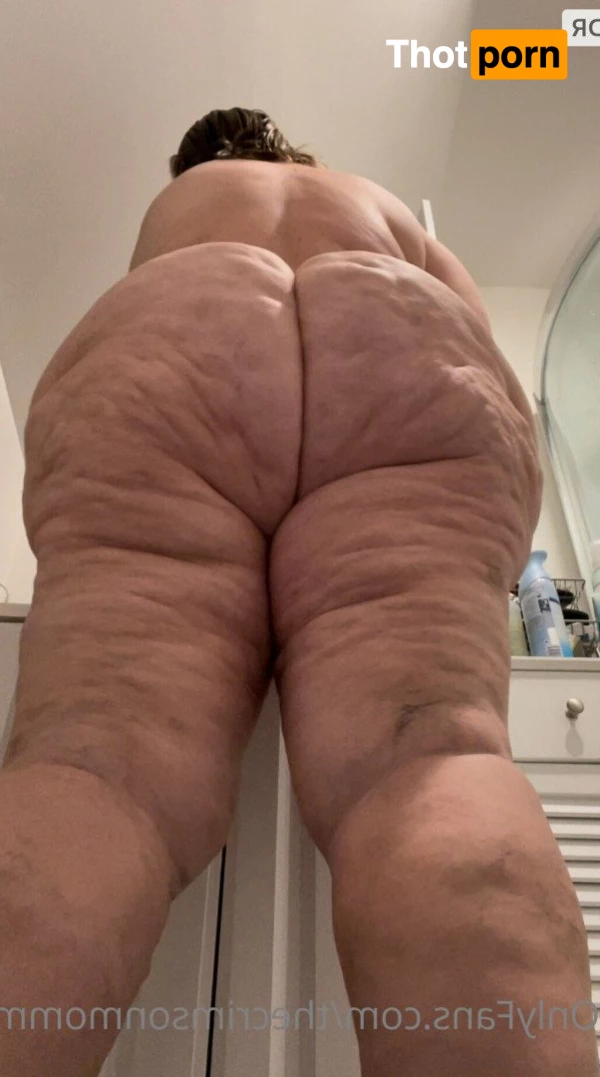 The Crimson Mommy 4863308