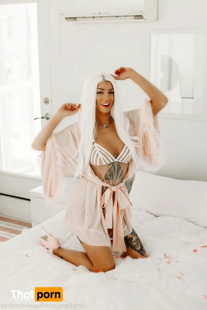 Hazel Roots IS THE GAMER DOMME 15233291