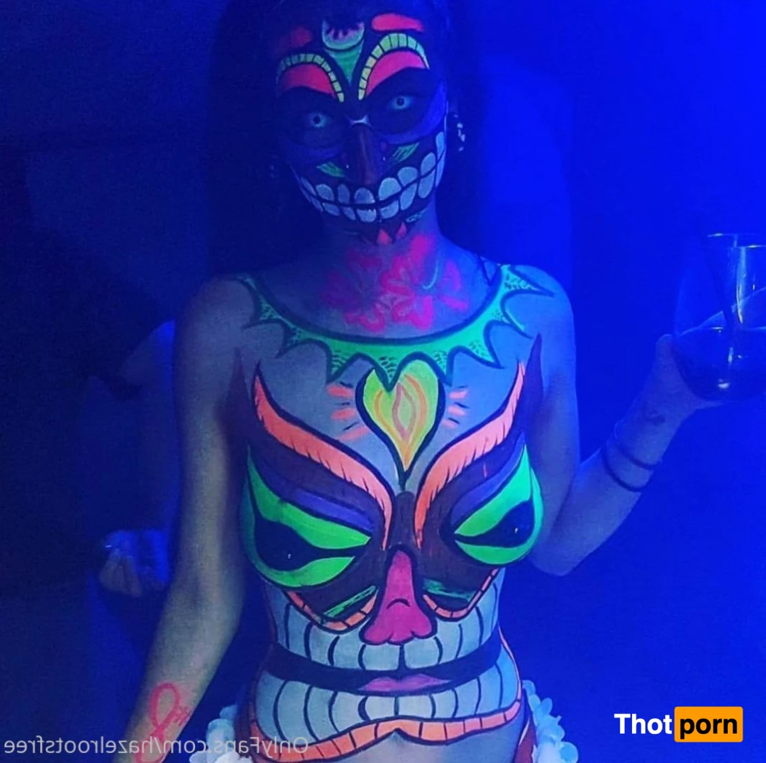 Hazel Roots IS THE GAMER DOMME 15233388