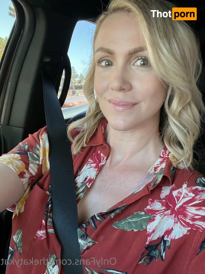 🍀 Katy Kat 🍀 15230464