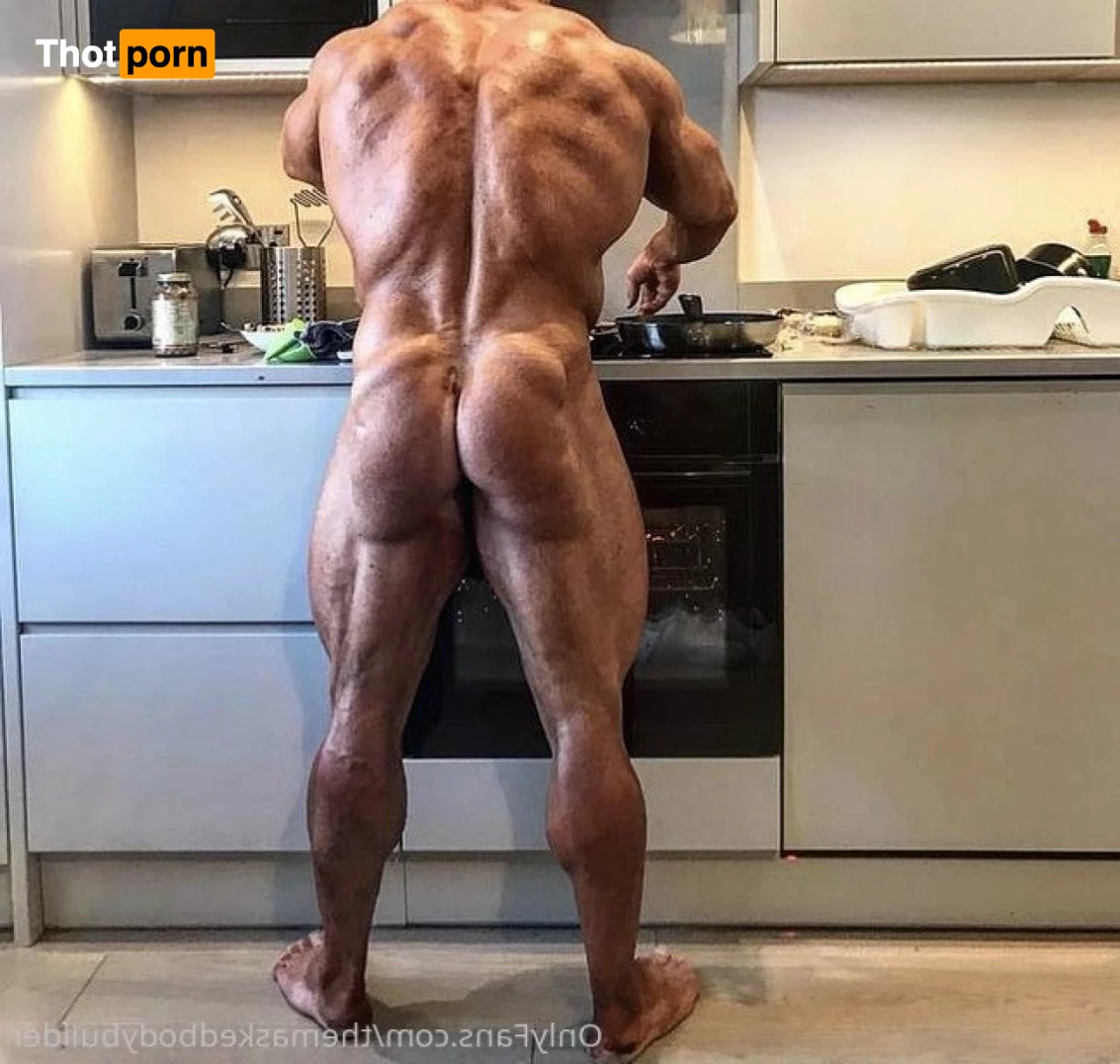 The masked bodybuider 4861604