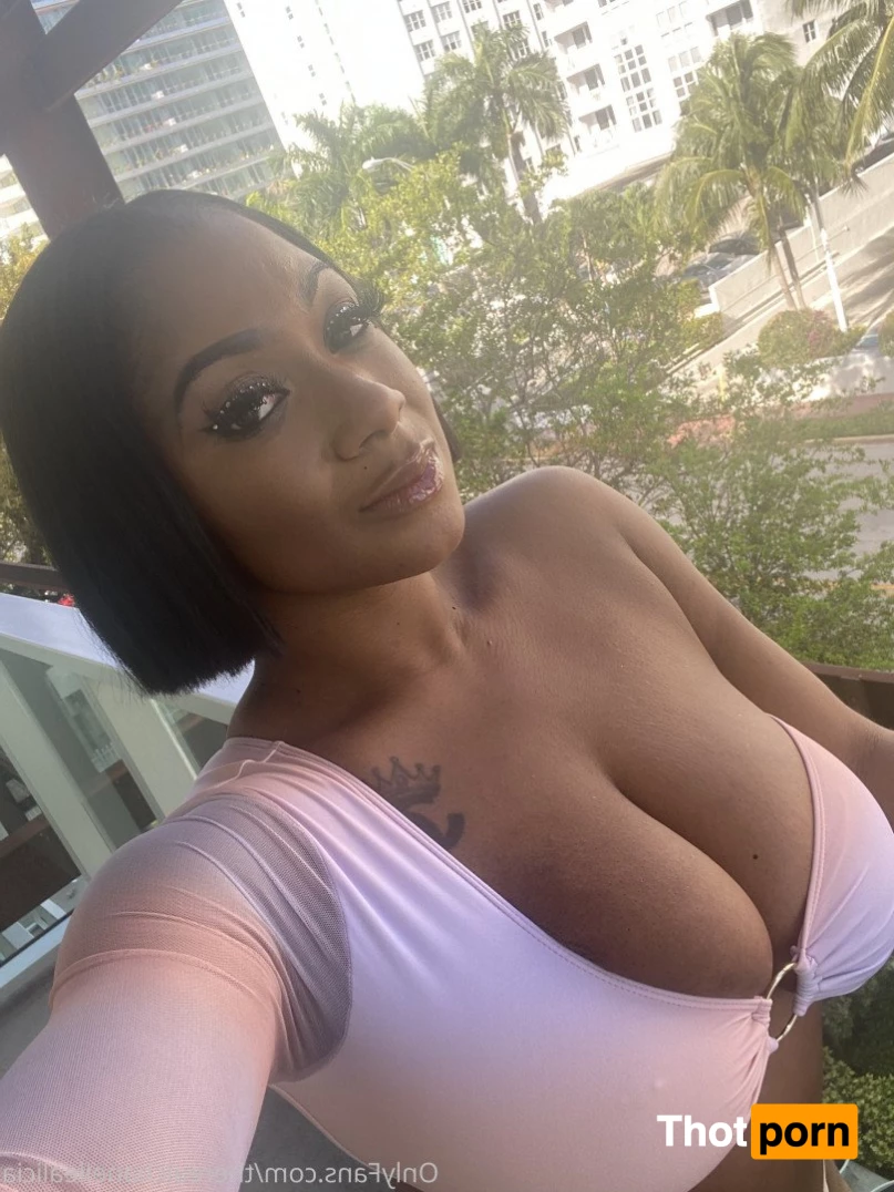 THE REAL CHANELLE_ALICIA 4928381