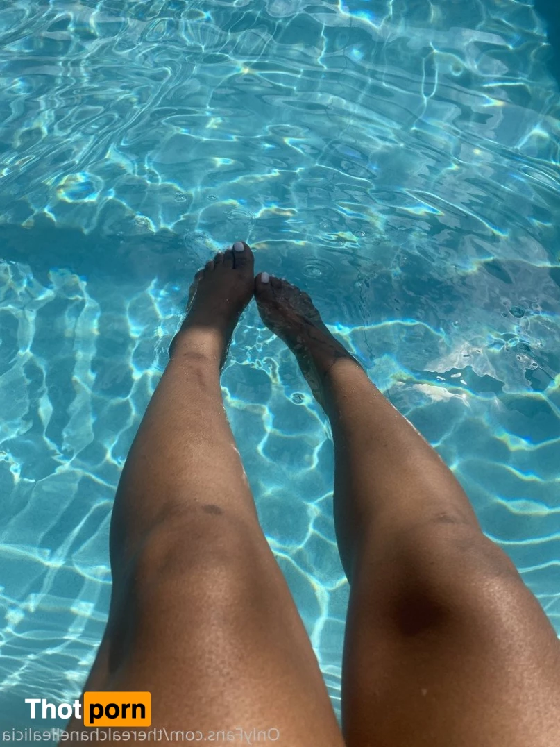 THE REAL CHANELLE_ALICIA 4928394