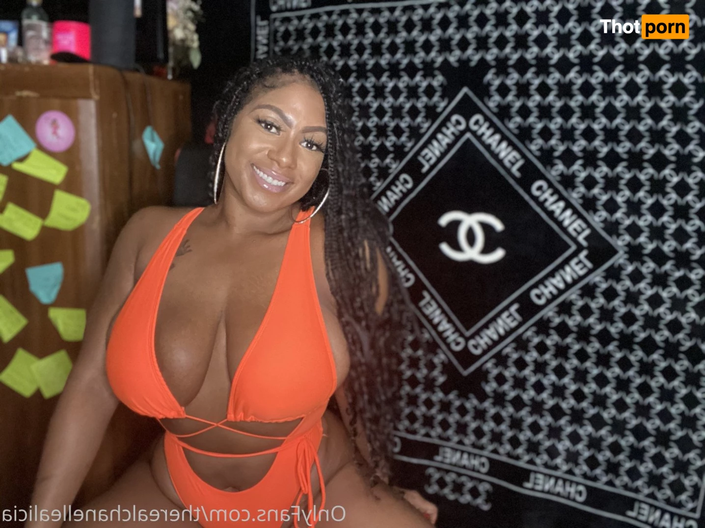 THE REAL CHANELLE_ALICIA 4928404