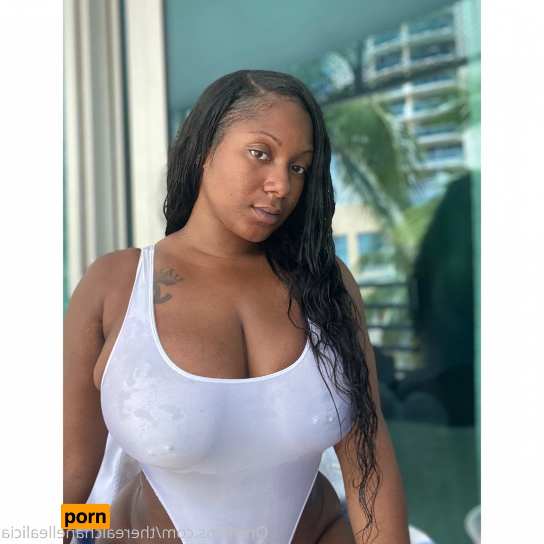 THE REAL CHANELLE_ALICIA 4928514