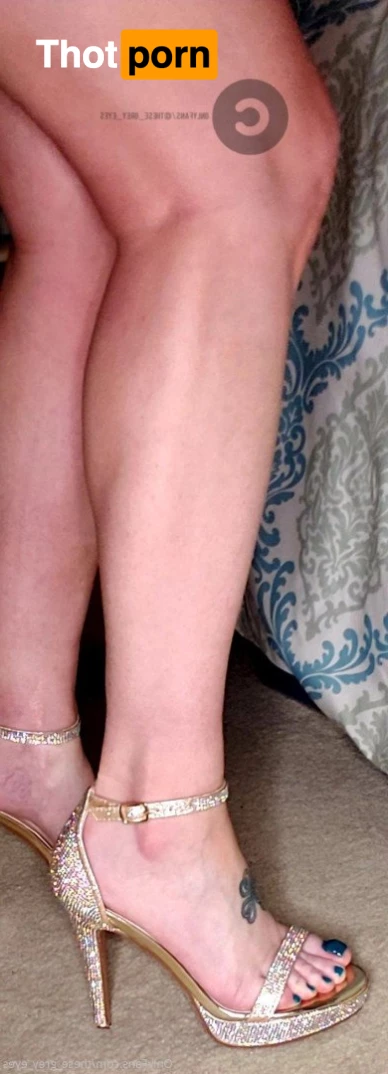 these_grey_eyes 4857356